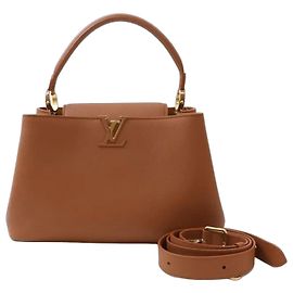 Louis Vuitton Borsa Tote e a Tracolla Capucines MM Soft Cognac Marrone