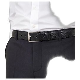 Gucci Cinturón de cuero grabado Negro Negro