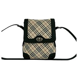 Bolsa de Ombro Burberry em Lona e Couro com Padrão Nova Check e Fecho Turnlock Preto Bege