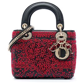 Lady Dior Mini in pelle di vitello liscia nera con ricami a cuore e carte da gioco Altro