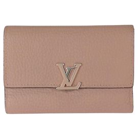 Louis Vuitton Capucines Compact Wallet Pink