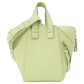 Loewe Hammock Compact Schultertasche Grün