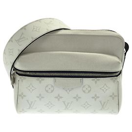 Louis Vuitton Taiga Lama Outdoor Messenger Shoulder Bag White