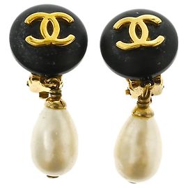 Brincos de clip Chanel Vintage Round CC Dangle em metal com pérolas artificiais Dourado