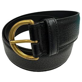 Cinto Gucci de couro preto com ferragens douradas Preto Dourado