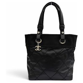 Chanel Paris Biarritz PM Tote Bag Schwarz