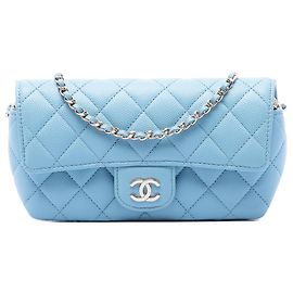Custodia per occhiali con catena Chanel Blue CC Quilted Caviar Blu Blu chiaro