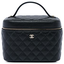 Chanel Black Medium CC Quilted Caviar Vanity Case Nero