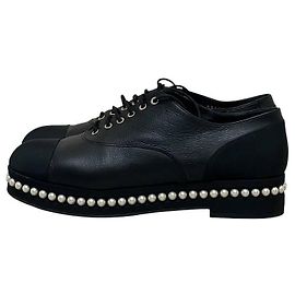 Baskets plateforme Chanel 2017 en cuir noir et perles Sz.41 d'occasion Autre
