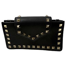 Valentino Garavani Rockstud Clutch Schwarz