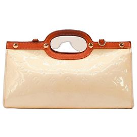 Sac Louis Vuitton Monogram Vernis Reade PM Beige