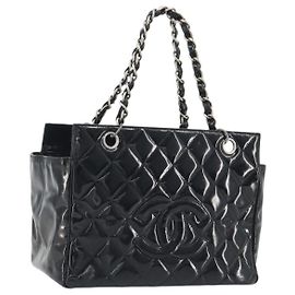 CHANEL Matelasse Chain Shoulder Bag Patent Leather Black Silver CC Altro