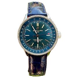 Breitling Navitimer Automatic 35 Blue Dial Brown Blue