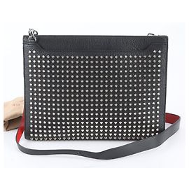 Borsa a tracolla Christian Louboutin Sky Pouch in pelle con borchie Spike Nero