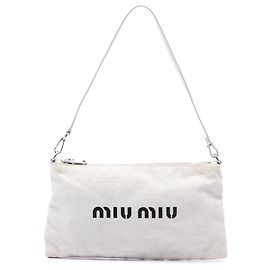 Pochette Miu Miu in tela bianca con logo Bianco Bianco sporco