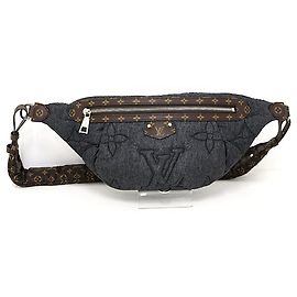 Bolsa Tiracolo Louis Vuitton LV Ski High-Rise Marrom Preto