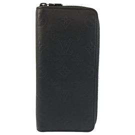 Louis Vuitton Zippy Vertical Monogram Shadow Noir