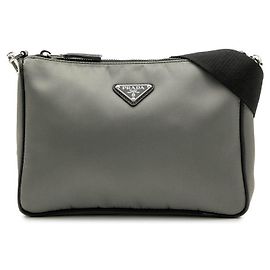 Bolsa de ombro Prada com placa de logótipo triangular Multicor