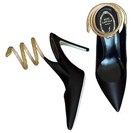 Rene Caovilla Sapatos de salto em cetim preto com serpente joia Preto Dourado