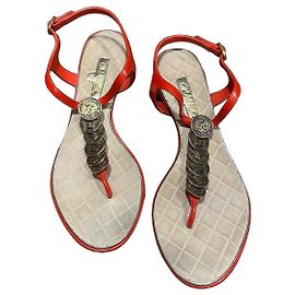 Chanel Red Patent Leather Coin Thong Sandals Red