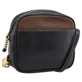 Bolsa de Ombro LOEWE em Couro Preta com Detalhes Dourados Auth 201277 Preto Outro