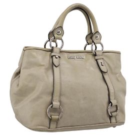 Miu Miu Vitellolux Handtasche aus Leder Beige Silver Auth 197272V Silber Beige