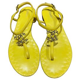 Chanel Yellow Quilted Leather CC Logo Thong Sandals Yellow