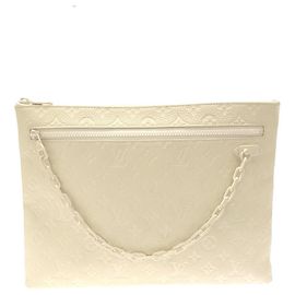 Sac à main Louis Vuitton Taurillon Monogram Pochette A4 Blanc