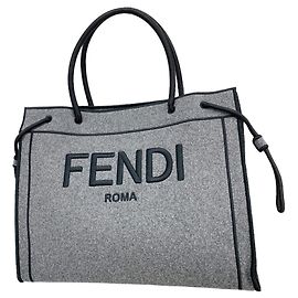 Saco Tote Fendi em feltro cinza Marrom