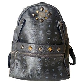 Mochila MCM Dual Stark Monogram Studded Preto