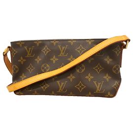 Louis Vuitton Monogram Trotteur Shoulder Bag Brown