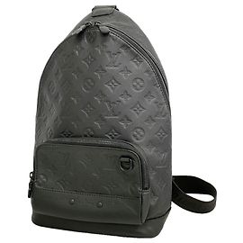 Bolsa Tiracolo Louis Vuitton Monogram Shadow Racer Preto