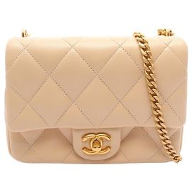 Borsa a tracolla Chanel Matelassé Beige
