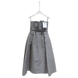 Dior Kleid aus schwarzer Seide Mehrfarben