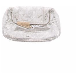 Clutch Fendi em couro prateado Prata