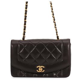 Bolsa de Ombro com Corrente Chanel Matelassé Castanho escuro