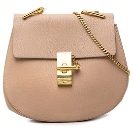 Chloé Drew Crossbody em pele de cordeiro granulada castanha Small Marrom Carne