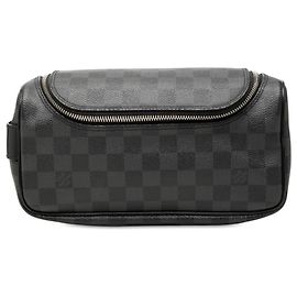 Necessaire Louis Vuitton Black Damier Graphite Preto