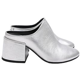 Maison Martin Margiela MM6 Maison Margiela Absatz-Mules aus metallic-silbernem Leder Silber Metallisch