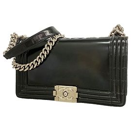 Bolsa de Ombro Chanel Boy Chain Preto