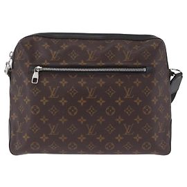 Louis Vuitton Torres Macassar Monogram Canvas GM Marrom