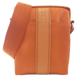 Hermès Hermes Acapulco Pochette Bandoulière MM Marrom