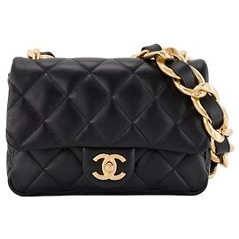 CHANEL - Borsa a tracolla Funky Town Chanel in pelle liscia nera Nero