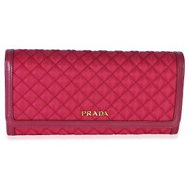 Carteira Continental com aba em nylon acolchoado Prada Tessuto Rosa