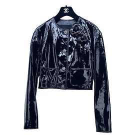 Veste Chanel 23K en cuir verni noir Multicolore
