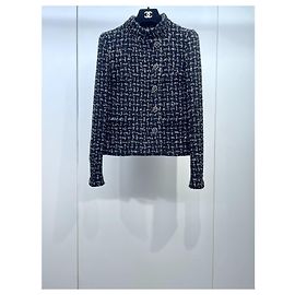 Chaqueta Chanel 22K de Tweed con Cuadros Multicolor