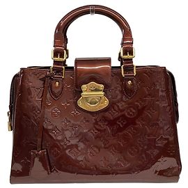 Louis Vuitton Amarante Avenue Enamel Handbag Red