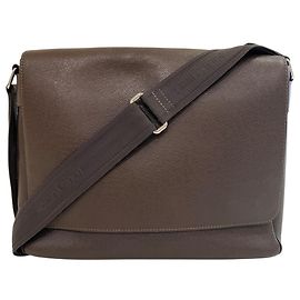 Louis Vuitton Roman MM Messenger Bag Brown