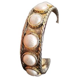 Chanel Bracelet Jonc Baroque en Métal Doré et Perles Blanc Doré