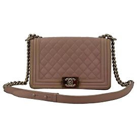 Bolsa Chanel Boy Medium Rosa Pele de Cordeiro Rosa